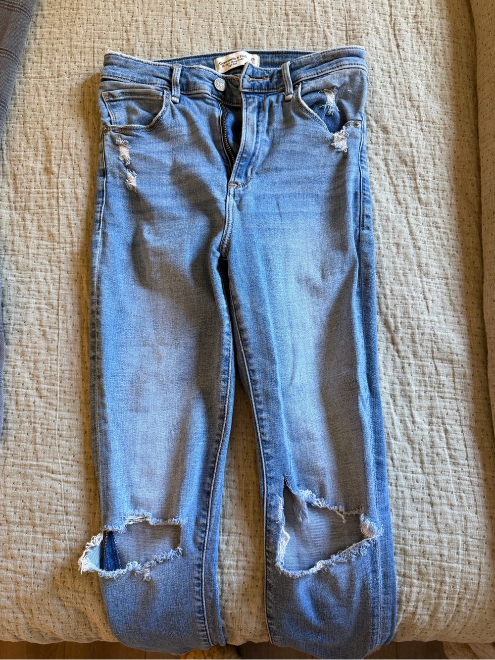 Abercrombie Distressed Women’s Jeans